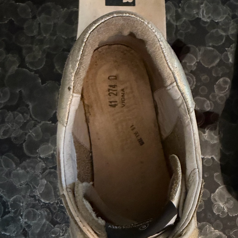Golden Goose SUPERSTAR Sneakers - Picture 6 of 6